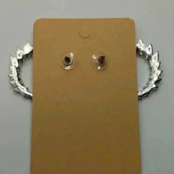 Glamorous Crystal Earring Trio - Studs & Statement Climbers Excellent Condition - Picture 6 of 9